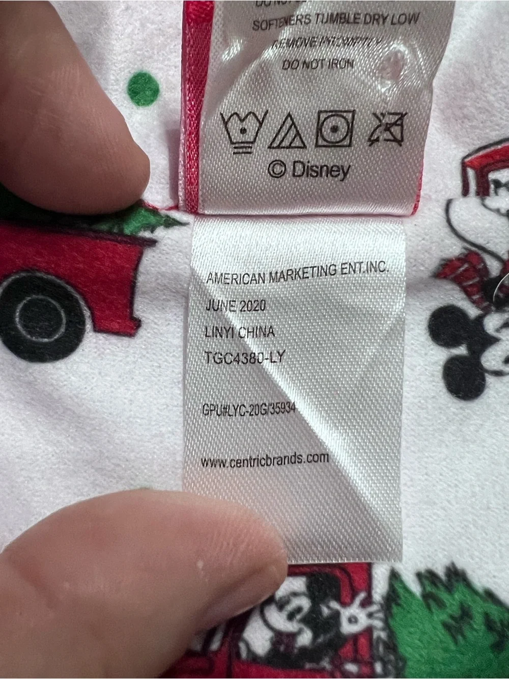 Disney Mickey Mouse Christmas Pajamas Set Unisex Kids Size 8 Red Truck Trees